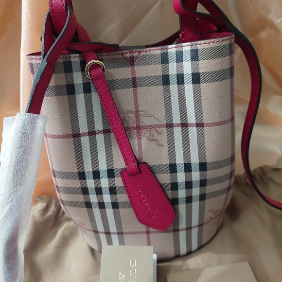 Burberry Handbags - BURBERRY Poppy Red Crossbody Bucket Bag NEW!